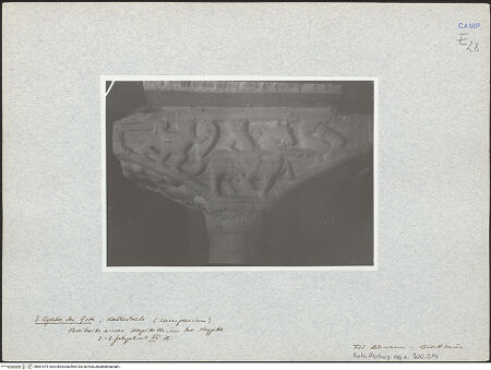 Vorderseite von Foto Marburg [https://www.deutsche-digitale-bibliothek.de/content/lizenzen/rv-ez/] SkulpturKapitelle der Krypta - Breitseite: Kampfszene, bh601675_recto. Foto: Lehmann-Brockhaus, Otto.