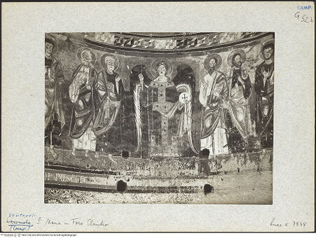 Vorderseite von Istituto Luce [https://www.deutsche-digitale-bibliothek.de/content/lizenzen/rv-fz/] Thronende Madonna mit Engel und den ApostelErzengel Michael, von Aposteln umgeben - Erzengel Michael zwischen den Apostel, bh601708_recto. Foto.