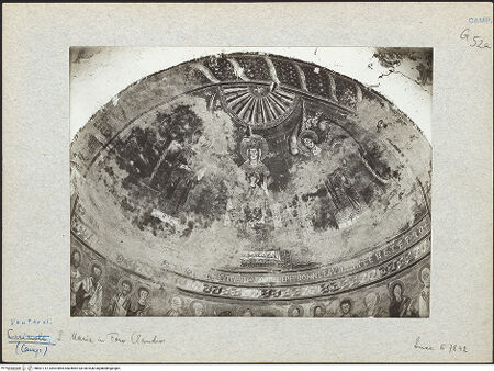 Vorderseite von Istituto Luce [https://www.deutsche-digitale-bibliothek.de/content/lizenzen/rv-fz/] Thronende Madonna mit Engel und den ApostelMadonna zwischen den erzengeln Gabriel und Raphael - Gesamtansicht, bh601712_recto. Foto.