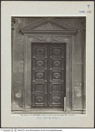 Vorderseite von Alinari [https://www.deutsche-digitale-bibliothek.de/content/lizenzen/rv-fz/] Portal der Pazzikapelle - , bh603757_recto. Foto.