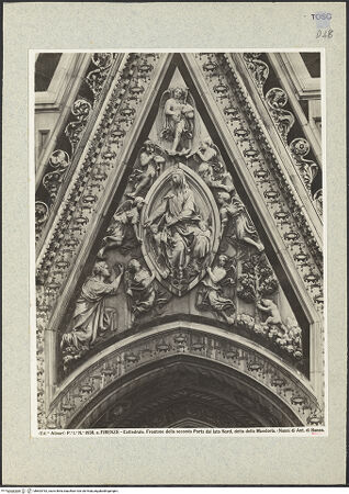 Vorderseite von Alinari [https://www.deutsche-digitale-bibliothek.de/content/lizenzen/rv-ez/] Porta della MandorlaHimmelfahrt Mariens und Gürtelspende - , bh603762_recto. Foto.