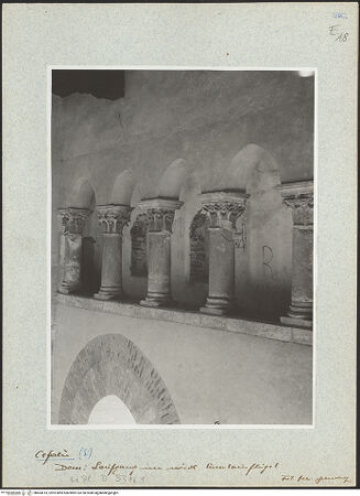 Vorderseite von Bibliotheca Hertziana [https://www.deutsche-digitale-bibliothek.de/content/lizenzen/rv-fz/] CattedraleVierung und Querhaus - Inneres, Laufgang im Nordquerhaus, bh604014_recto. Foto: Schwarz, Heinrich Mathias.