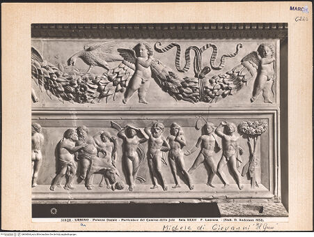 Vorderseite von Alinari [https://www.deutsche-digitale-bibliothek.de/content/lizenzen/rv-ez/] Kamin - Detail, bh604064_recto. Foto.