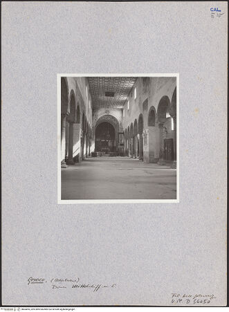 Vorderseite von Bibliotheca Hertziana [https://www.deutsche-digitale-bibliothek.de/content/lizenzen/rv-fz/] Cattedrale - Blick in Richtung Presbyterium, bh604095_recto. Foto: Schwarz, Heinrich Mathias.