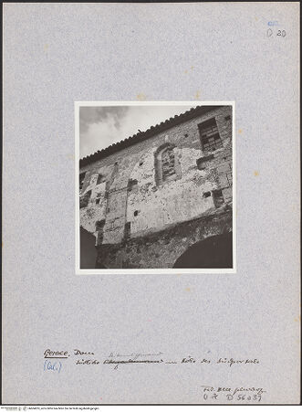 Vorderseite von Bibliotheca Hertziana [https://www.deutsche-digitale-bibliothek.de/content/lizenzen/rv-fz/] CattedraleSüdseite und Südquerhausarm - Bogensystem der Südseite, bh604205_recto. Foto: Schwarz, Heinrich Mathias.