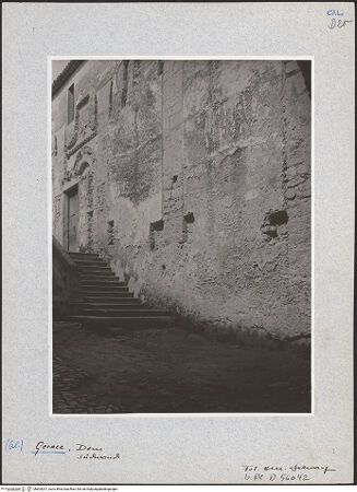 Vorderseite von Bibliotheca Hertziana [https://www.deutsche-digitale-bibliothek.de/content/lizenzen/rv-fz/] CattedraleSüdseite und Südquerhausarm - Wand und Portal von Südosten, bh604207_recto. Foto: Schwarz, Heinrich Mathias.