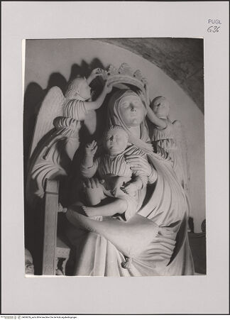 Vorderseite von Guido, Giovanni, Lecce [https://www.deutsche-digitale-bibliothek.de/content/lizenzen/rv-ez/] Madonna - Detail: obere Hälfte, bh606336_recto. Foto.