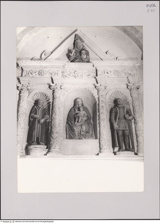 Vorderseite von Guido, Giovanni, Lecce [https://www.deutsche-digitale-bibliothek.de/content/lizenzen/rv-ez/] Madonna zwischen den Heiligen Cosmas und Damian - Gesamtansicht, bh606500_recto. Foto.