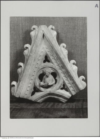 Vorderseite von Foto Grassi Siena [https://www.deutsche-digitale-bibliothek.de/content/lizenzen/rv-ez/] Prophet - Gesamtansicht, bh606508_recto. Foto.