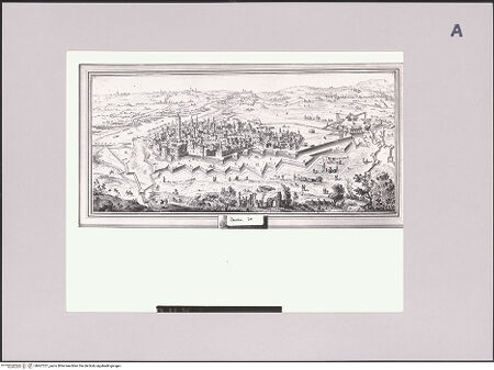 Vorderseite von Sotheby's [https://www.deutsche-digitale-bibliothek.de/content/lizenzen/rv-ez/] Ansicht von Casale Monferrato aus der Vogelperspektive von Südwesten - , bh607221_recto. Foto.