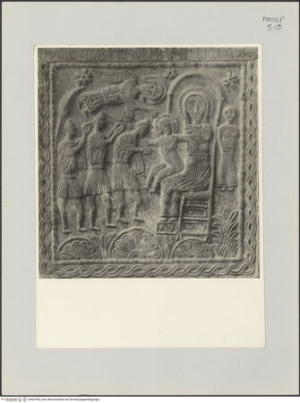 Vorderseite von Sopr. BAS UD [https://www.deutsche-digitale-bibliothek.de/content/lizenzen/rv-ez/] Ara di Ratchis (Altar von Ratchis)Rechte Seite: Anbetung des Christuskindes durch die heiligen drei Könige - Gesamtansicht, bh607460_recto. Foto: Brisighelli, ?.
