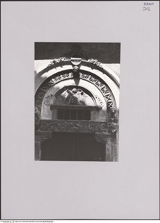 Vorderseite von Bibliotheca Hertziana [https://www.deutsche-digitale-bibliothek.de/content/lizenzen/rv-ez/] Seitenportal - Detail (Lunette), bh607470_recto. Foto.