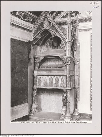 Vorderseite von Alinari [https://www.deutsche-digitale-bibliothek.de/content/lizenzen/rv-ez/] Grabmal der Maria von Valois (gest. 1328) - Gesamtansicht (vor 1943), bh607818_recto. Foto.