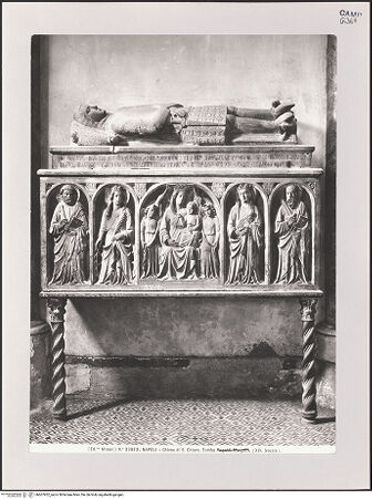 Vorderseite von Alinari [https://www.deutsche-digitale-bibliothek.de/content/lizenzen/rv-ez/] Grabmal des Nicola Merloto (gest. 1358) - Gesamtansicht (vor 1943), bh607952_recto. Foto.