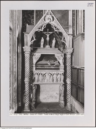 Vorderseite von Alinari [https://www.deutsche-digitale-bibliothek.de/content/lizenzen/rv-ez/] Grabmal der Maria von Durazzo - Gesamtansicht (vor 1943), bh607978_recto. Foto.