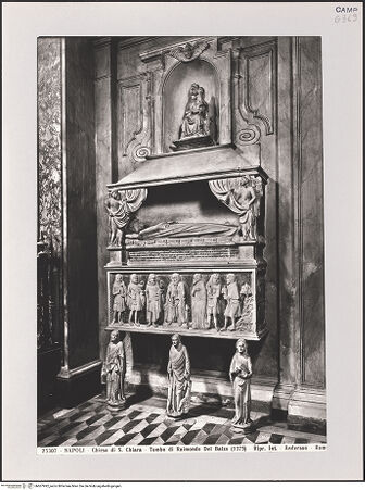 Vorderseite von Alinari [https://www.deutsche-digitale-bibliothek.de/content/lizenzen/rv-ez/] Grabmal des Raimondo del Balzo (gest. 1375) - Gesamtansicht, bh607992_recto. Foto.