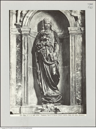 Vorderseite von Alinari [https://www.deutsche-digitale-bibliothek.de/content/lizenzen/rv-ez/] Die heilige Katharina - , bh608003_recto. Foto.