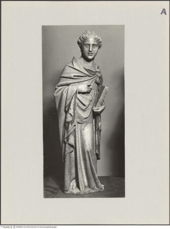 Vorderseite von Grassi [https://www.deutsche-digitale-bibliothek.de/content/lizenzen/rv-ez/] Johannes der Evangelist - Gesamtansicht von vorne, bh608020_recto. Foto.