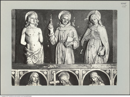 Vorderseite von Soprintendenza alle Gallerie  Firenze [https://www.deutsche-digitale-bibliothek.de/content/lizenzen/rv-ez/] Altarretabel mit Christus und Heiligen - Detail: Oberes Feld mit den Heiligen Sebastian und Dominikus und einer weiblichen Heiligen, bh608038_recto. Foto.