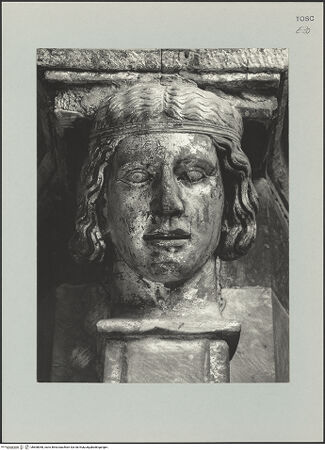 Vorderseite von Sopr. BAS SI [https://www.deutsche-digitale-bibliothek.de/content/lizenzen/rv-ez/] KonsolfigurenKopf eines jungen Mannes mit Haarband (M.II) - Ansicht von vorne, bh608058_recto. Foto.