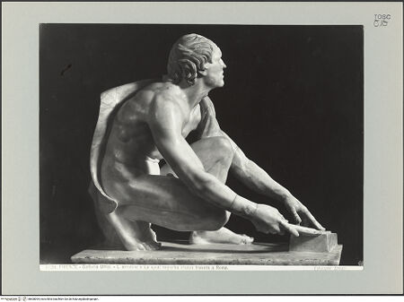 Vorderseite von Alinari [https://www.deutsche-digitale-bibliothek.de/content/lizenzen/rv-ez/] Schiavo scita o Arrotino - Gesamtansicht der linken Seite, bh608094_recto. Foto: Brogi.