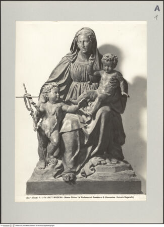 Vorderseite von Alinari [https://www.deutsche-digitale-bibliothek.de/content/lizenzen/rv-ez/] Maria mit Jesus und dem Johannesknaben - , bh608105_recto. Foto.
