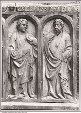 Vorderseite von unbekannt [https://www.deutsche-digitale-bibliothek.de/content/lizenzen/rv-ez/] Grabmal des Enrico Sanseverino - Sarkophag: die Apostel Philippus und Bartholomäus, bh608463_recto. Foto: Jodice, Mimmo.