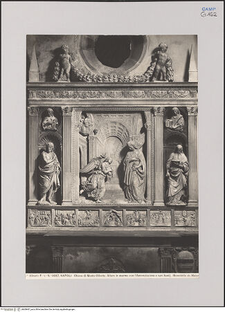 Vorderseite von Alinari [https://www.deutsche-digitale-bibliothek.de/content/lizenzen/rv-ez/] Altar der Verkündigung - Gesamtansicht, bh608487_recto. Foto.