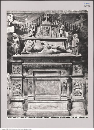 Vorderseite von Alinari [https://www.deutsche-digitale-bibliothek.de/content/lizenzen/rv-ez/] Grabmal des Scipione Somma (gest. 1553) - Gesamtansicht, bh608534_recto. Foto.