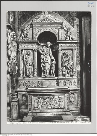 Vorderseite von Alinari [https://www.deutsche-digitale-bibliothek.de/content/lizenzen/rv-ez/] Marienaltar (Altar der Familie Ligorio) - Gesamtansicht, bh608540_recto. Foto.
