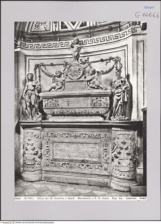 Vorderseite von Alinari [https://www.deutsche-digitale-bibliothek.de/content/lizenzen/rv-ez/] Grabmal des Giovan Battista Cicara (gest. 1504) - Gesamtansicht, bh608555_recto. Foto.