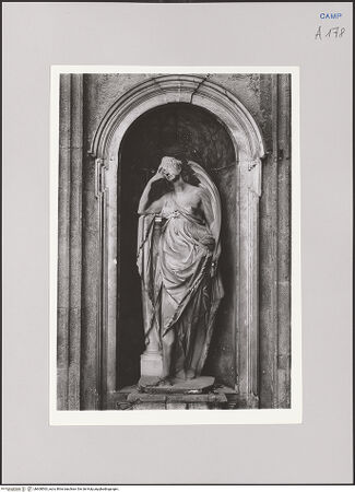 Vorderseite von Soprintendenza Gallerie - Napoli [https://www.deutsche-digitale-bibliothek.de/content/lizenzen/rv-ez/] Securitas - , bh608563_recto. Foto.