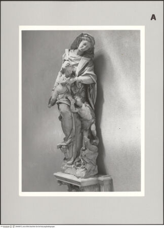 Vorderseite von Soprintendenza Gallerie - Napoli [https://www.deutsche-digitale-bibliothek.de/content/lizenzen/rv-ez/] Madonna (Madonna delle Grazie) - , bh608572_recto. Foto.