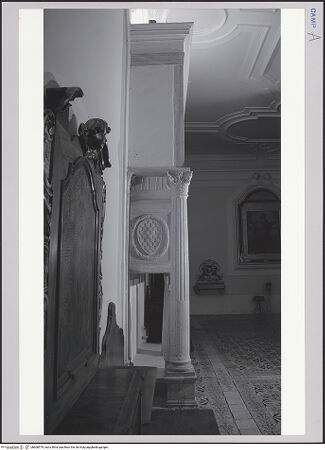 Vorderseite von unbekannt [https://www.deutsche-digitale-bibliothek.de/content/lizenzen/rv-fz/] Grabmal des Diego I, Conte di Cavaniglia (gest. 1481) - Seitenansicht, bh608579_recto. Foto.