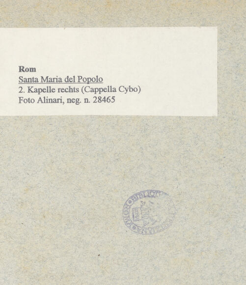 Rückseite von Alinari [https://www.deutsche-digitale-bibliothek.de/content/lizenzen/rv-ez/] Santa Maria del PopoloCappella Cybo - Blick in die Kapelle, bh007590_recto. Foto.
