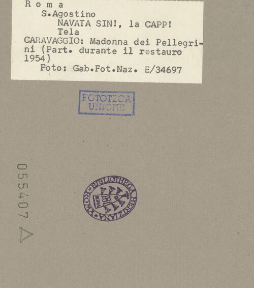 Rückseite von ICCD [https://www.deutsche-digitale-bibliothek.de/content/lizenzen/rv-ez/] Madonna dei Pellegrini, detta 'Madonna di Loreto' - Detail: Pilger, Hände (während der Restaurierung), bh055407_recto. Foto.