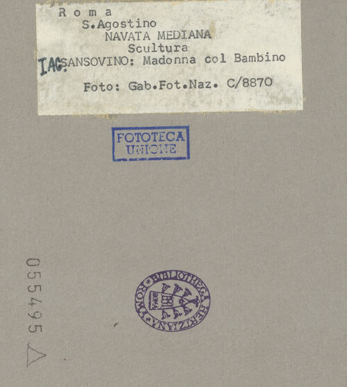 Rückseite von ICCD [https://www.deutsche-digitale-bibliothek.de/content/lizenzen/rv-ez/] Madonna del Parto - Gesamtansicht mit Nische von rechts, bh055495_recto. Foto.