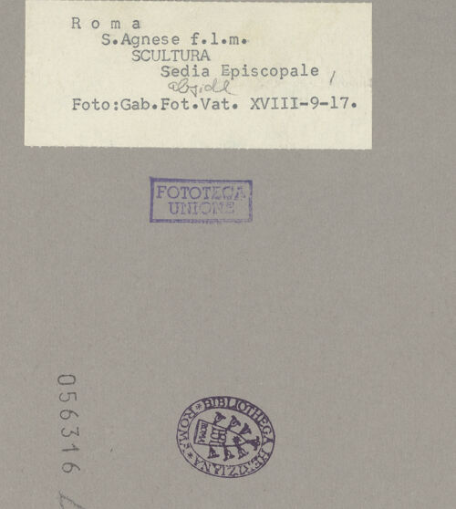 Rückseite von Archivio Fotografico Musei Vaticani [https://www.deutsche-digitale-bibliothek.de/content/lizenzen/rv-ez/] Bischofsthron im Chorscheitel - , bh056316_recto. Foto: Moscioni, Romualdo.