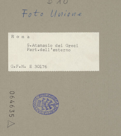 Rückseite von ICCD [https://www.deutsche-digitale-bibliothek.de/content/lizenzen/rv-ez/] Sant'Atanasio dei Greci - Westseite der Kirche, bh064635_recto. Foto.