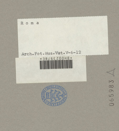 Rückseite von Archivio Fotografico Musei Vaticani [https://www.deutsche-digitale-bibliothek.de/content/lizenzen/rv-ez/] Mausoleo di Santa CostanzaInnenraum - Blick vom Eingang Richtung Altar, bh065983_recto. Foto: Moscioni, Romualdo (?).