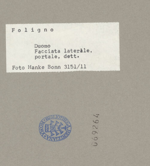 Rückseite von Hanke (Bonn) [https://www.deutsche-digitale-bibliothek.de/content/lizenzen/rv-ez/] Seitenportal - Detail: weibliche Figur, bh069264_recto. Foto: Hanke, Heinz.