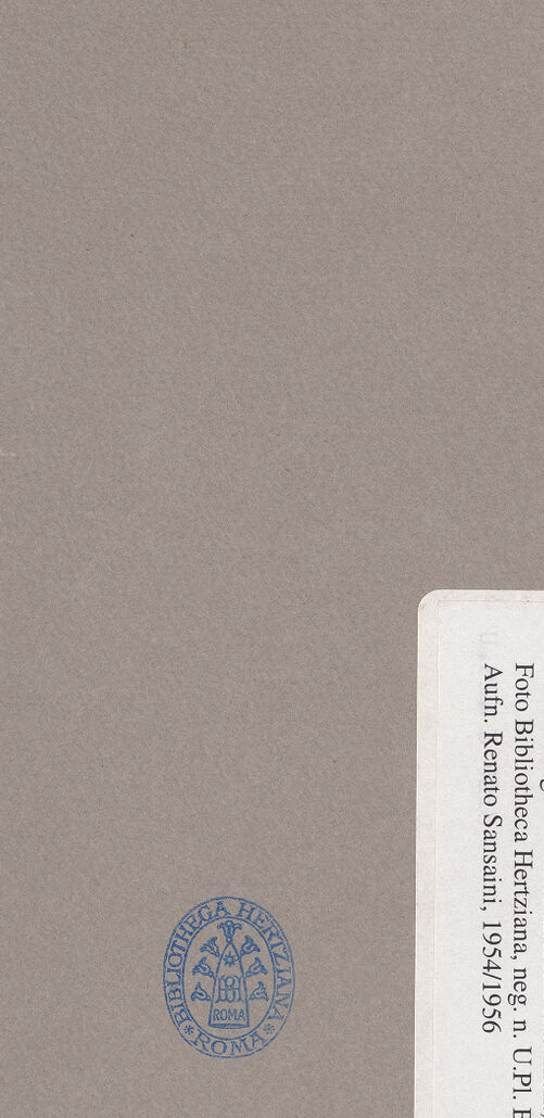 Rückseite von Bibliotheca Hertziana [https://www.deutsche-digitale-bibliothek.de/content/lizenzen/rv-fz/] Majestas Domini mit Evangelistensymbolen, Erzengeln, Stifter und HeiligemUnteres Register: Fragmente einer dekorativen Sockelmalerei - Ausschnitt der linken Seite: Fragment mit Rankenfries, stilisiertem Eierstab und Zahnschnitt, bh069978_recto. Foto: Sansaini, Renato.