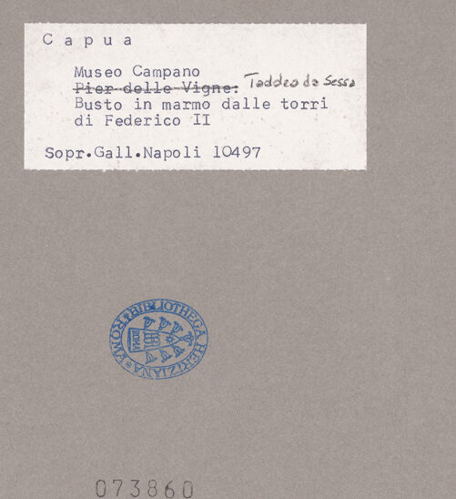 Rückseite von Sopr. BAS NA [https://www.deutsche-digitale-bibliothek.de/content/lizenzen/rv-ez/] Büste des Taddeo da Sessa (Thaddeus de Suessa) - Profil von rechts, bh073860_recto. Foto.