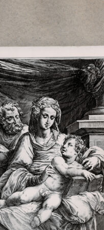 Rückseite von  [http://creativecommons.org/publicdomain/mark/1.0/] Heilige Familie - , bh075333. Foto.