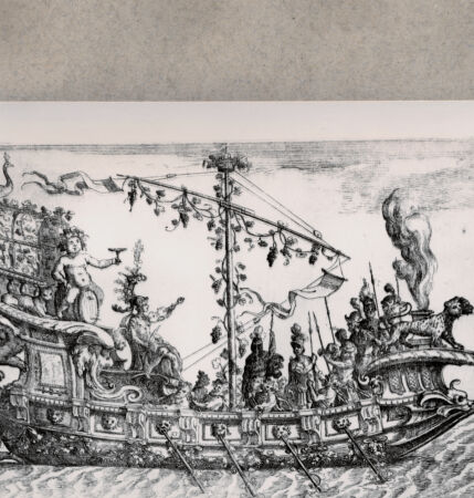 Rückseite von  [http://creativecommons.org/publicdomain/mark/1.0/] Orpheus wird von Bacchus geleitet - , bh076442. Foto.