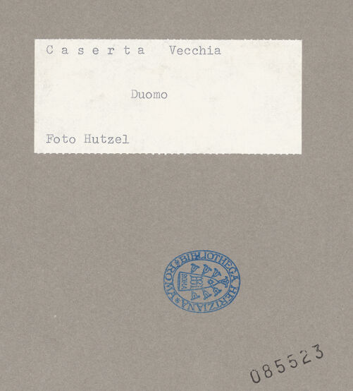 Rückseite von Hutzel, Max [https://www.deutsche-digitale-bibliothek.de/content/lizenzen/rv-ez/] Duomo - Gesamtansicht von Südosten, bh085523_recto. Foto: Hutzel, Max.