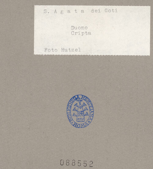 Rückseite von Hutzel, Max [https://www.deutsche-digitale-bibliothek.de/content/lizenzen/rv-ez/] Papst Gregor der Große zwischen den heiligen Johannes dem Täufer und Leonhard von Noblac - Gesamtansicht, bh088552_recto. Foto: Hutzel, Max.