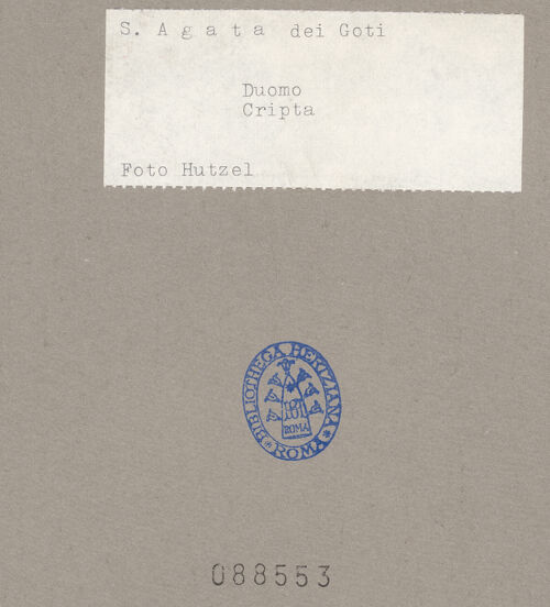 Rückseite von Hutzel, Max [https://www.deutsche-digitale-bibliothek.de/content/lizenzen/rv-ez/] Erzengel Michael und Heilige - Gesamtansicht, bh088553_recto. Foto: Hutzel, Max.