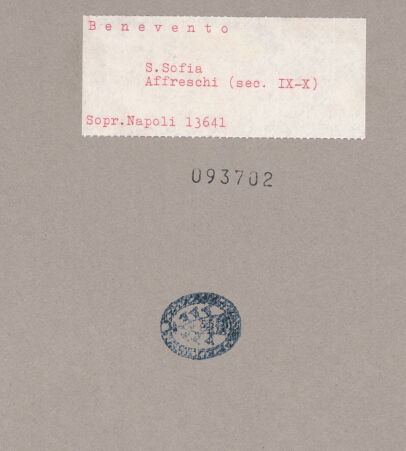 Rückseite von Sopr. BAS NA [https://www.deutsche-digitale-bibliothek.de/content/lizenzen/rv-ez/] Szenen aus den Geburtsgeschichten Johannes' des Täufers und Jesu sowie Fragmente weiterer FreskenRechte Seitenapsis: Verkündigung an Maria und Heimsuchung - Detail, rechts: Heimsuchung, bh093702_recto. Foto.