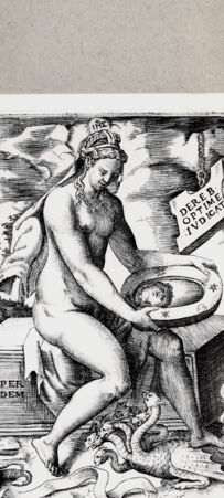 Rückseite von  [http://creativecommons.org/publicdomain/mark/1.0/] DEREB OPTIME IVDICAT; SEMPER EADEM (Schönheit der Weisheit) - , bh094567. Foto.